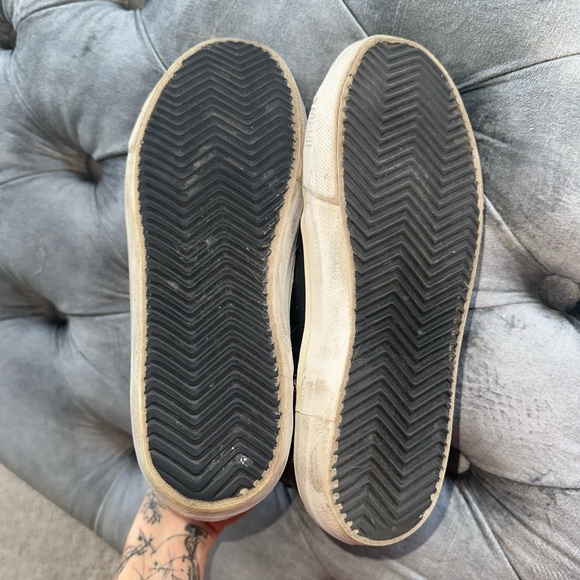  Black High-Top Sneakers